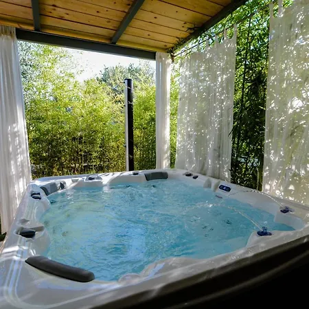 Lee House, Wi-fi,free Parking, Hot Tube