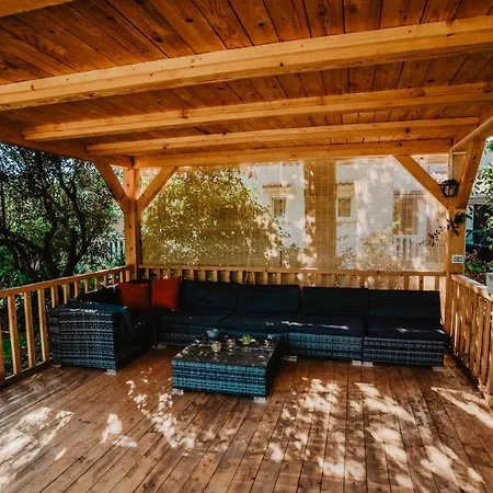 Ferienhaus Lee House, Wi-fi,free Parking, Hot Tube