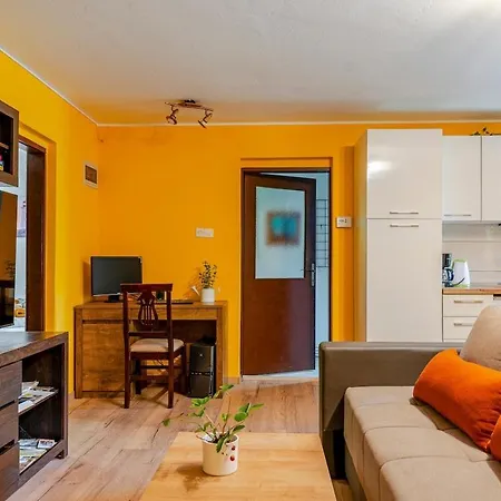 Lee House, Wi-fi,free Parking, Hot Tube *
